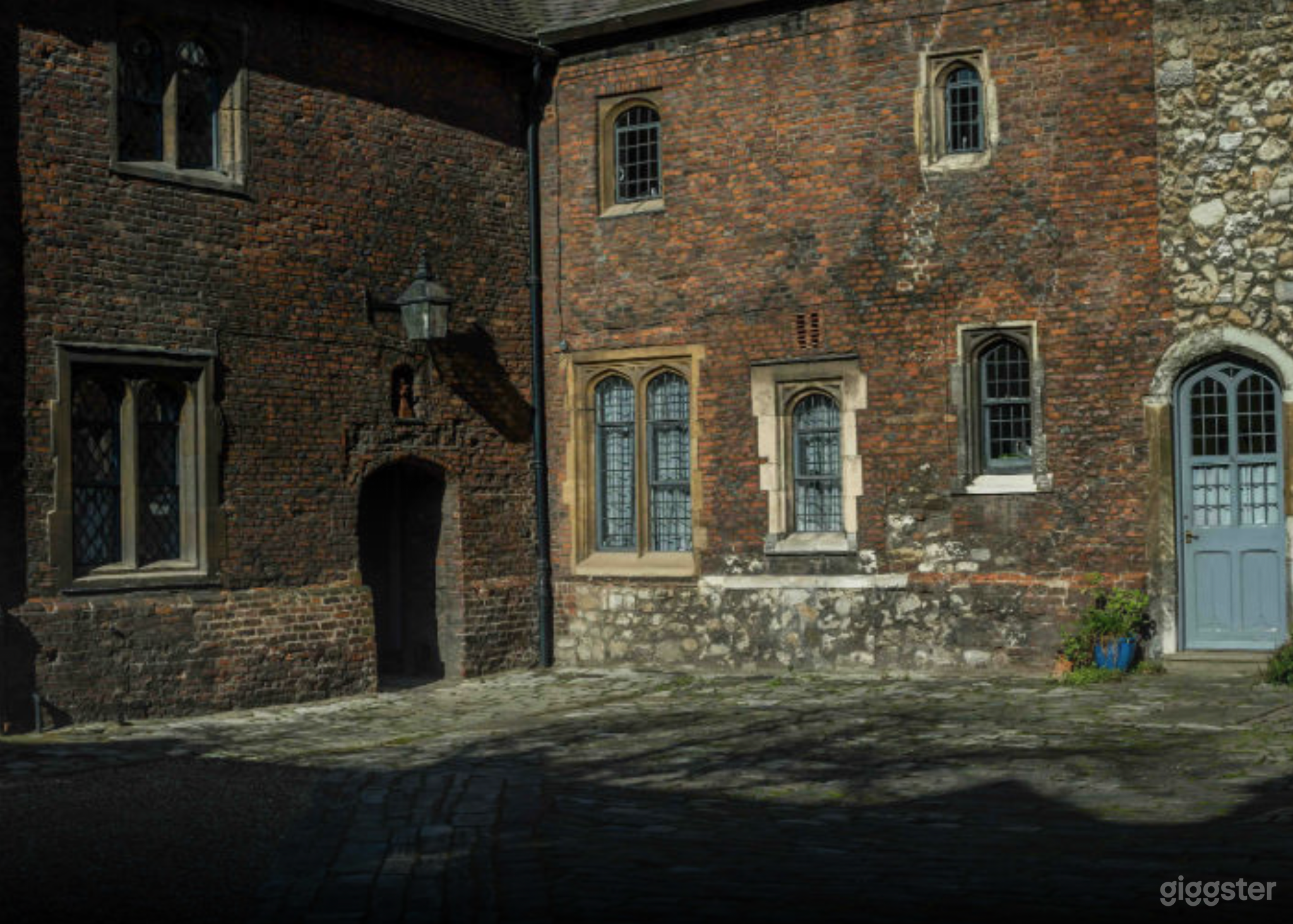 Washhouse Court Photo 4