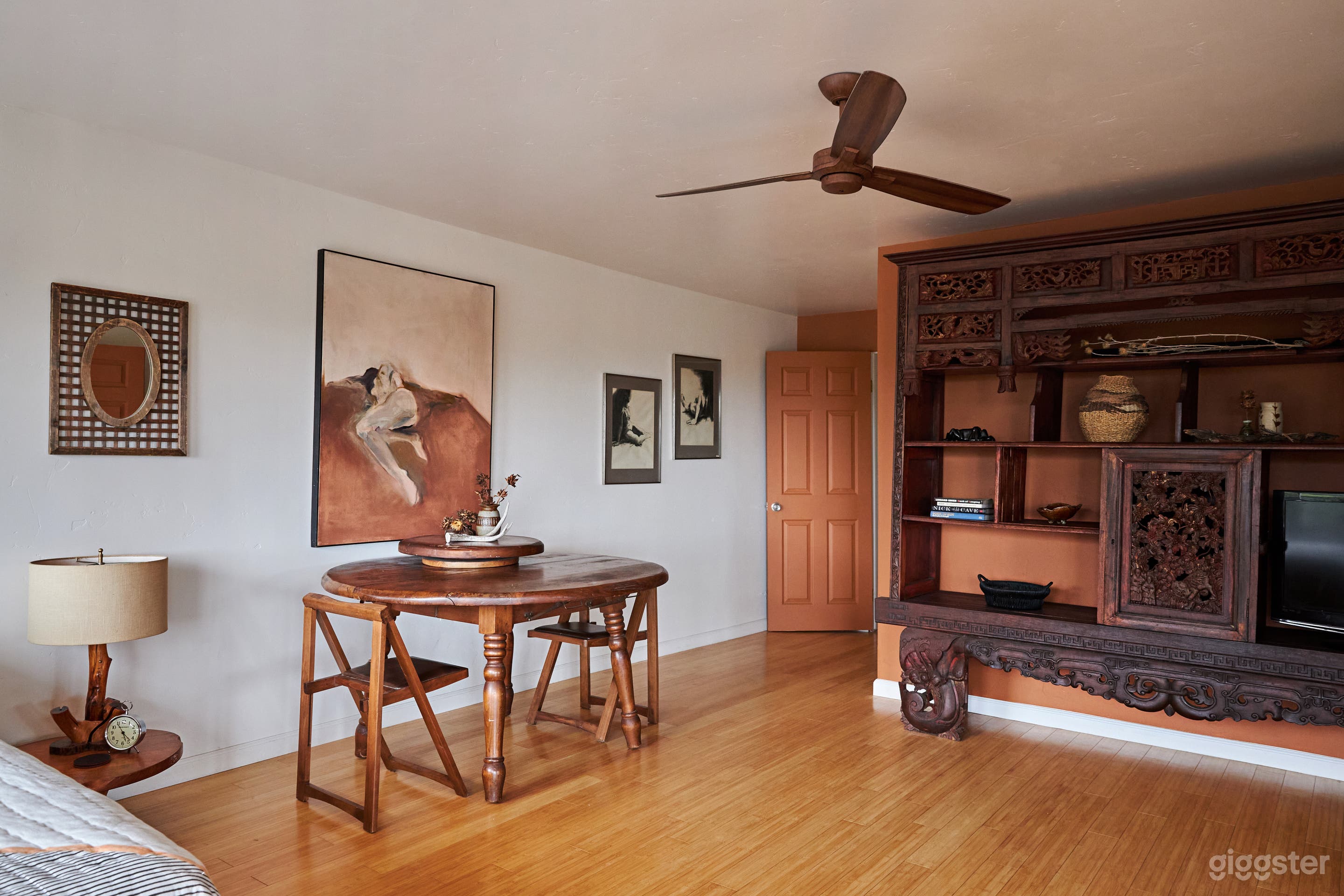 Beautiful 40 Acre Wooded Canyon Retreat Photo 4