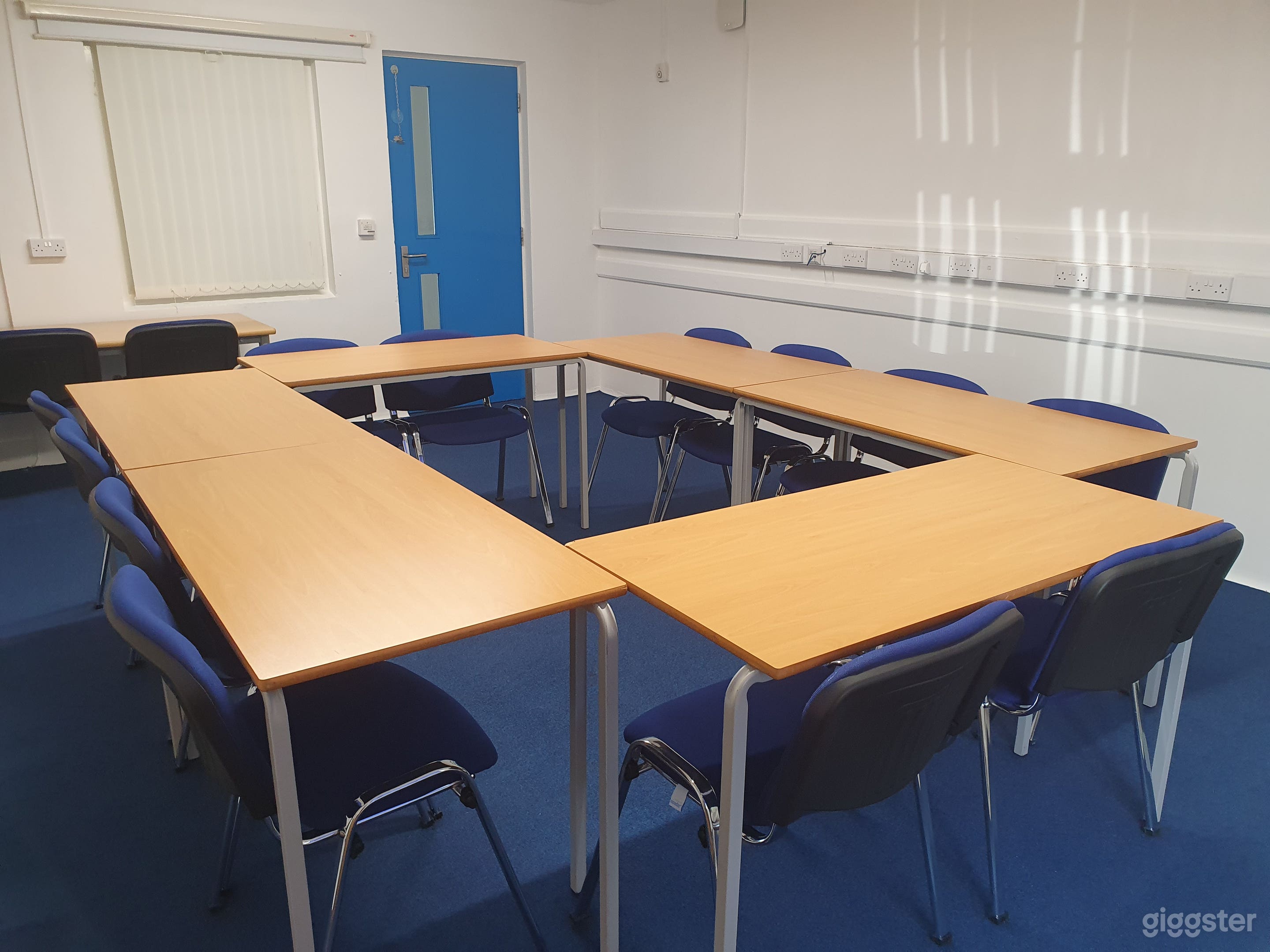 Community Room Photo 1