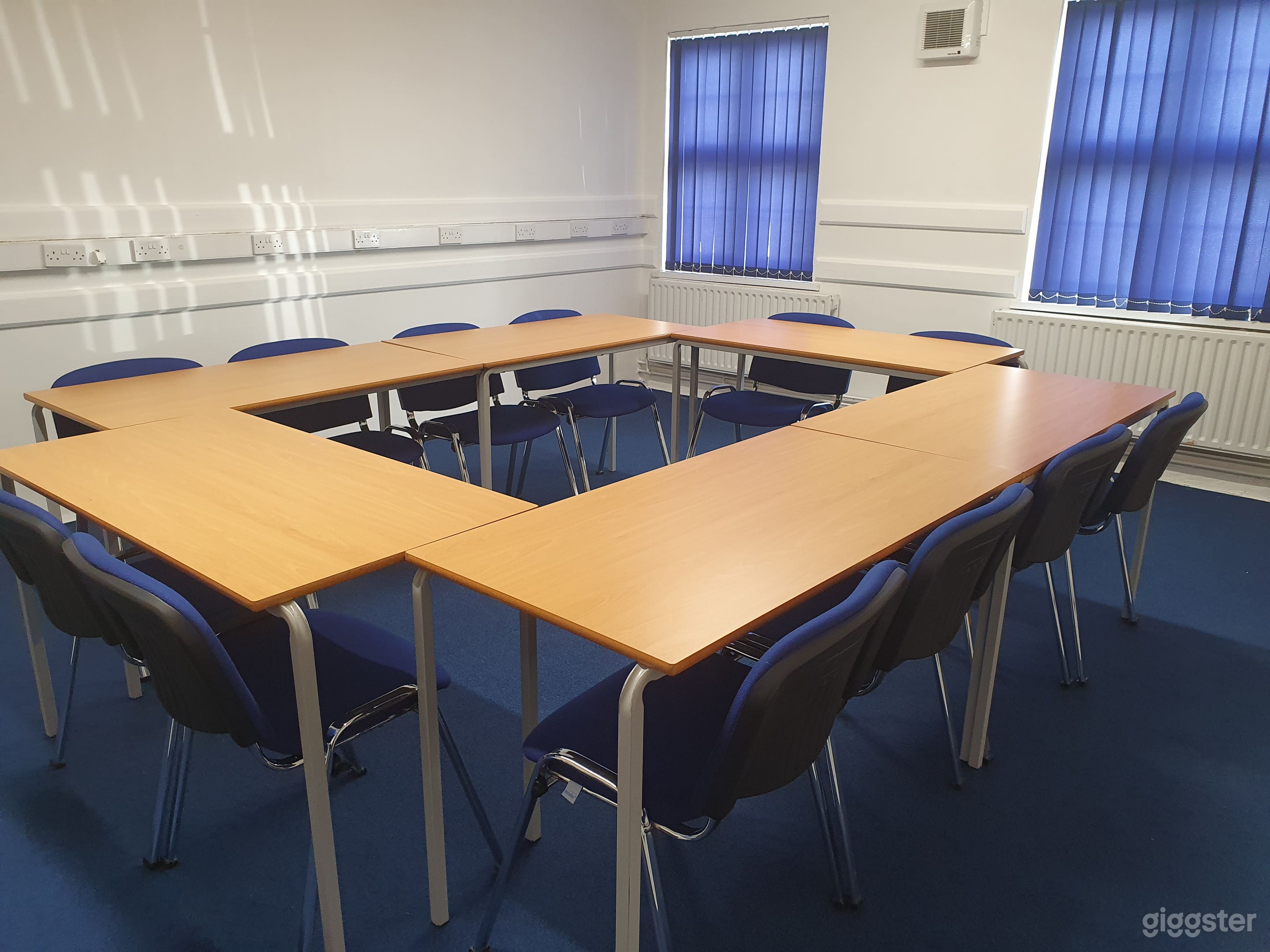 Community Room Photo 2