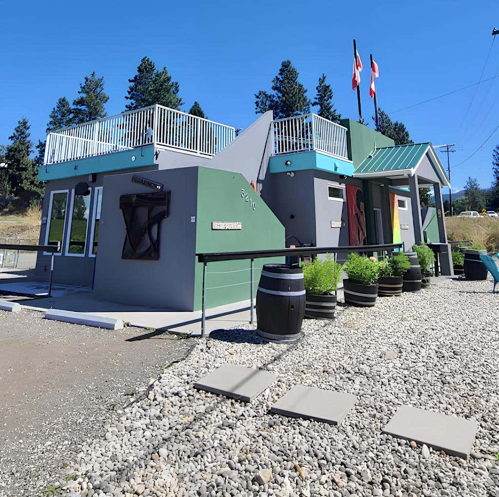 Kelowna's Premier Recording/Rehearsal Studio &amp; Coffee Shop (Entire Space) Photo 2