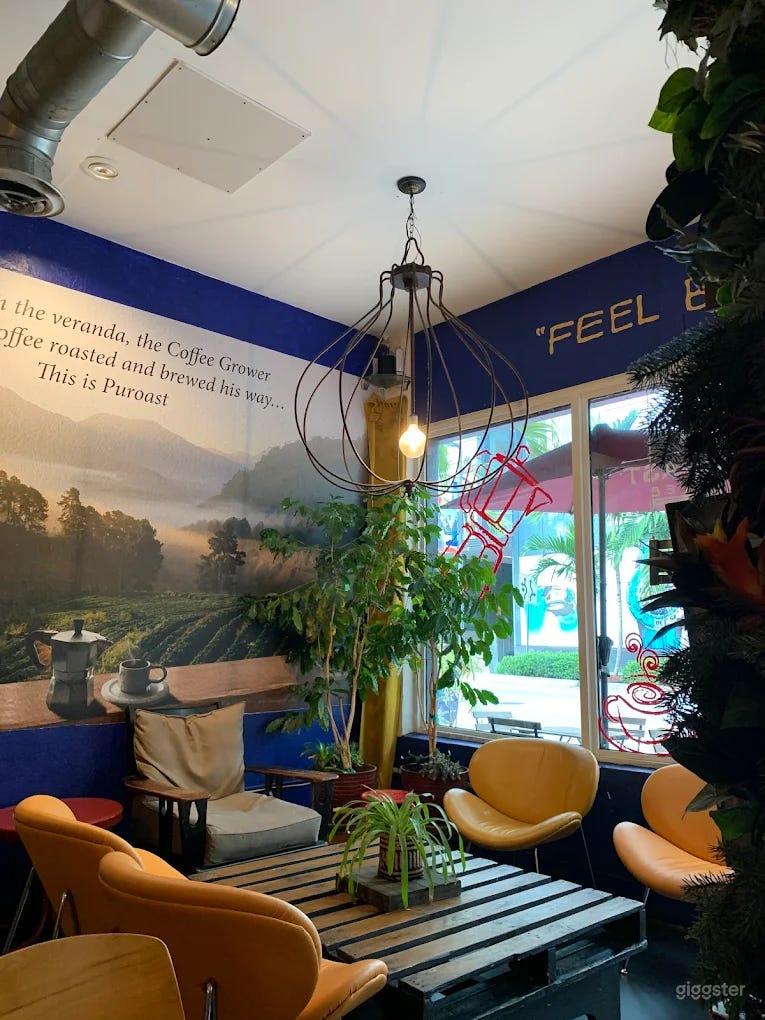  Cozy Brickell Coffee Shop (Heart of Brickell) 