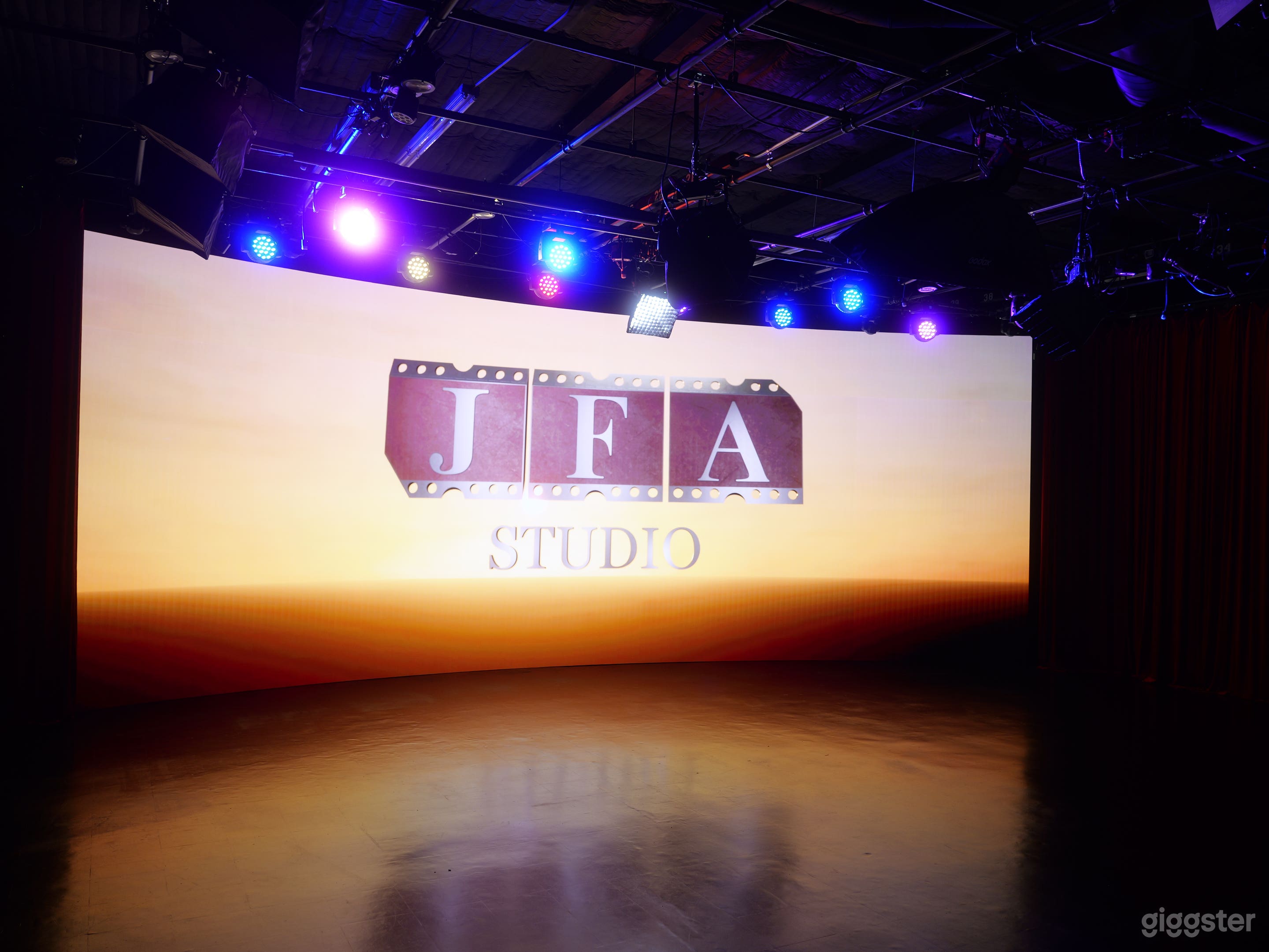 Foto di Muro LED di Meraviglia e Black Box 4