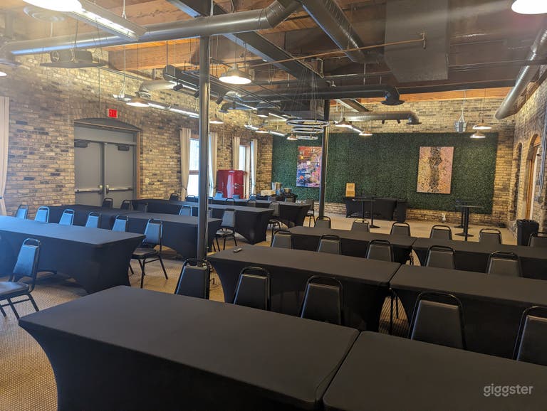  North Loop Venue in the historical building! 