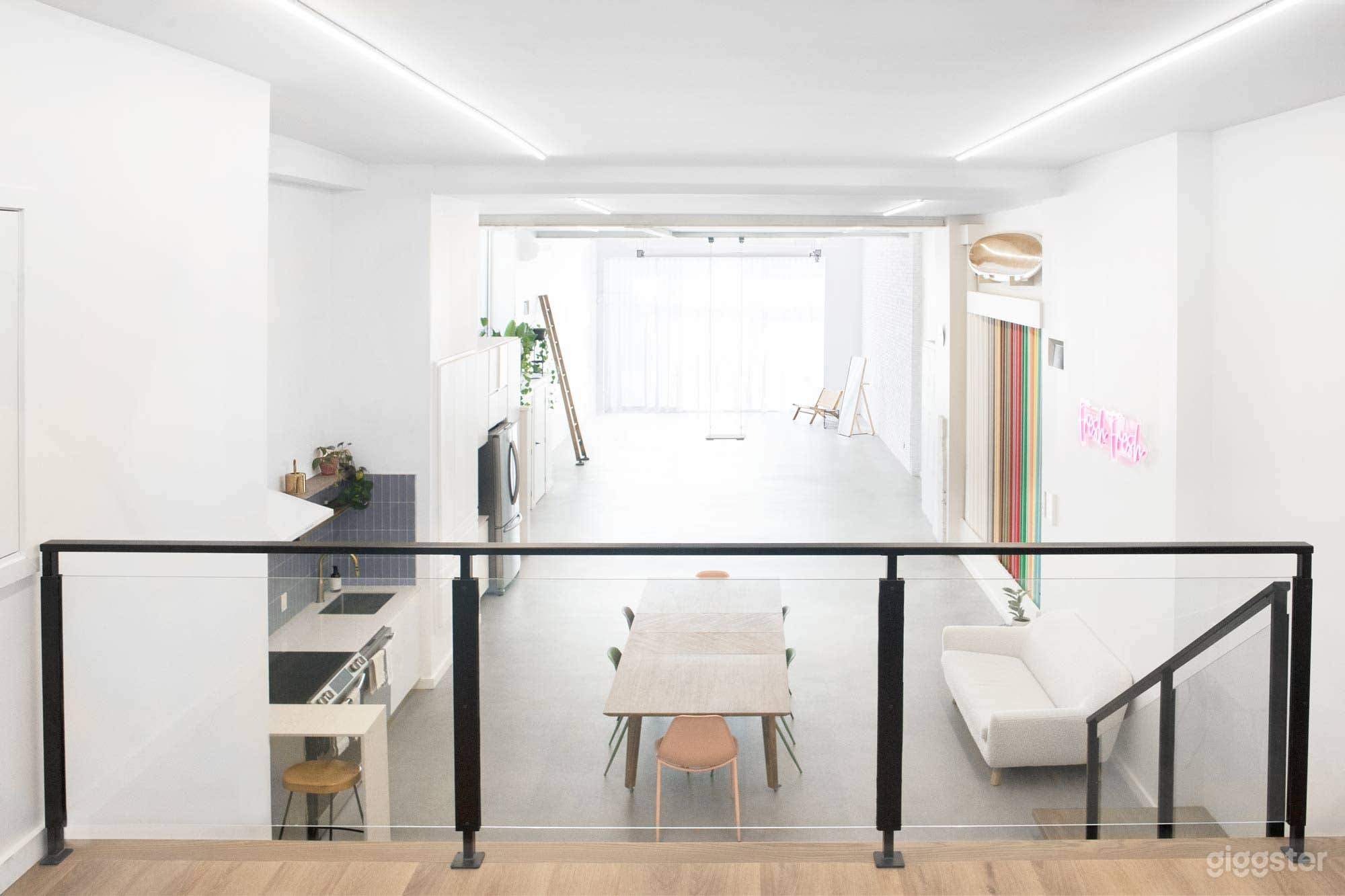 STUNNING Daylight Photo Studio with Huge Windows.  Photo 1