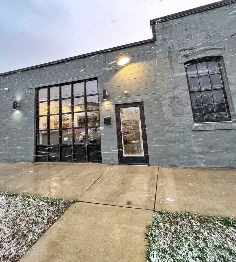  Inviting Yoga Studio (Buyout) 