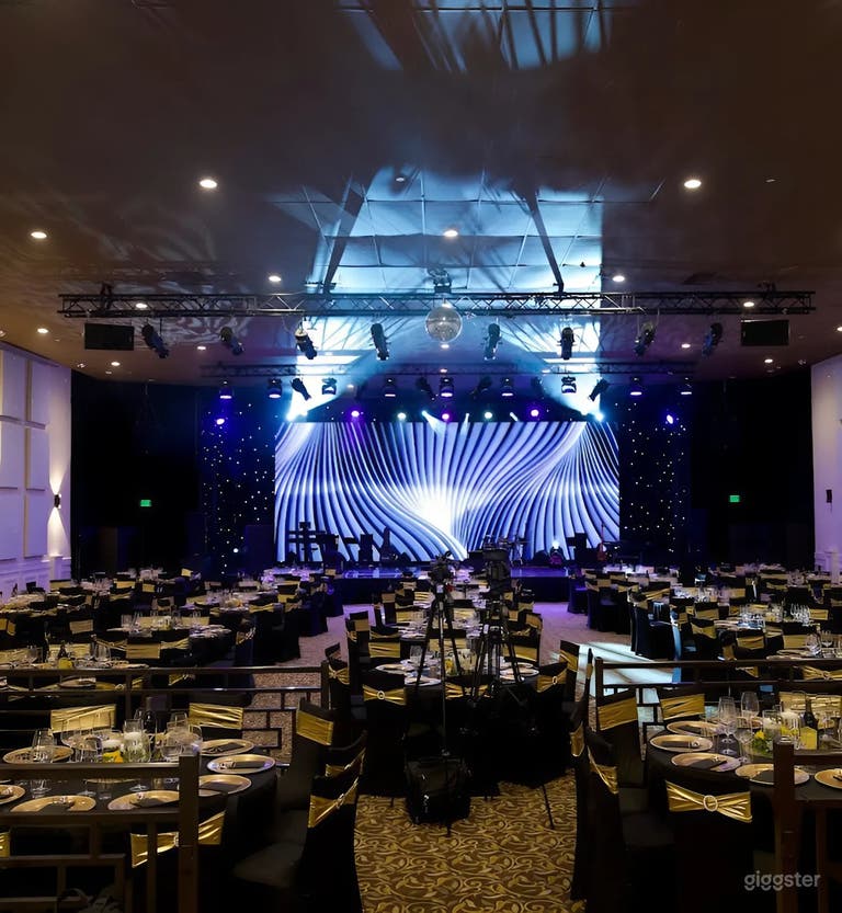  Versatile Ballroom with Advanced AV & Catering Facilities 