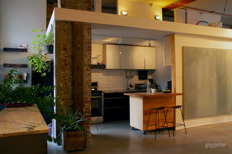  Rustic loft, modern kitchen, private garden 