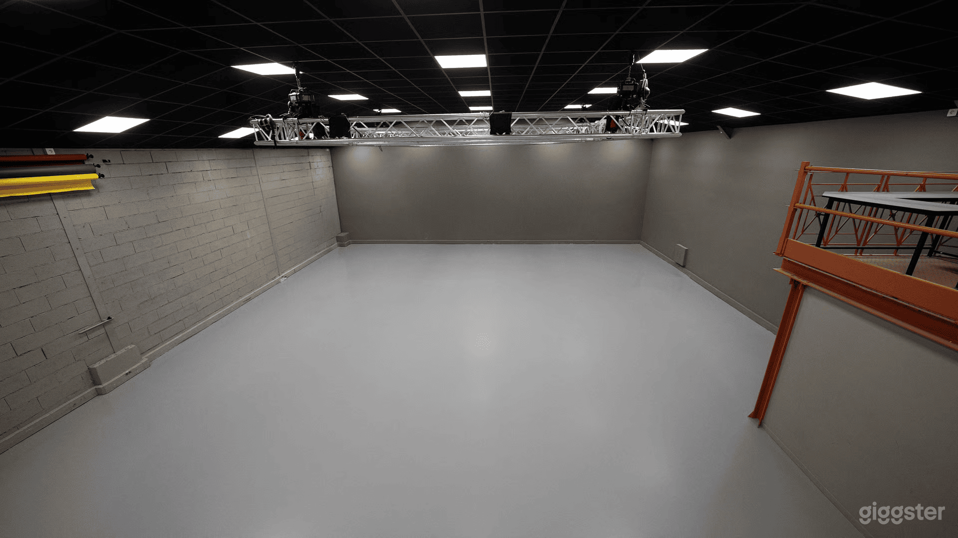 Photo de Studio de tournage et de shooting Paris 3