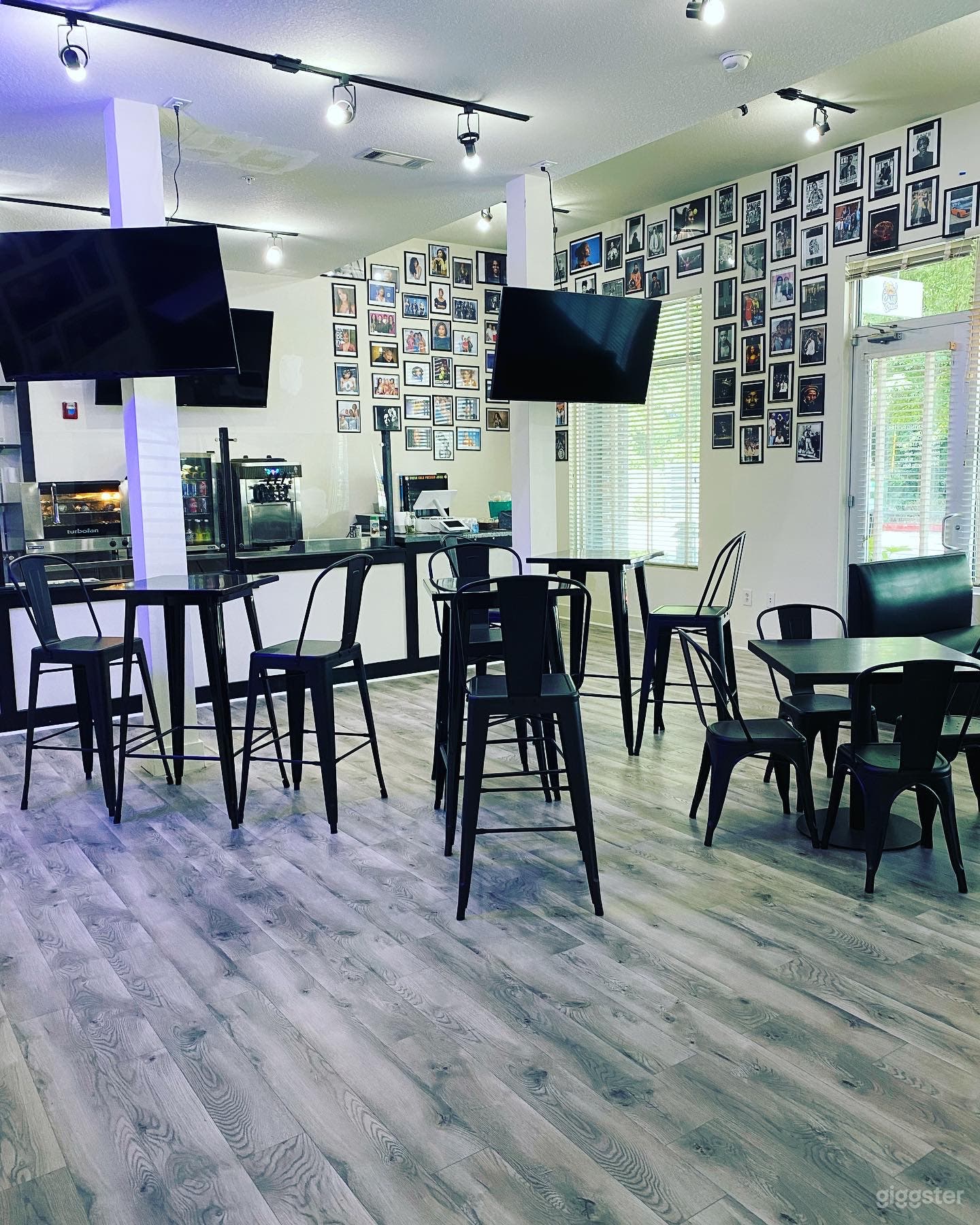 Restaurant/Event Space in Atlanta Photo 2