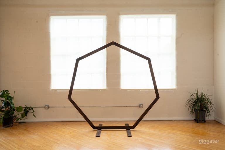  Available wedding arch / photo backdrop 