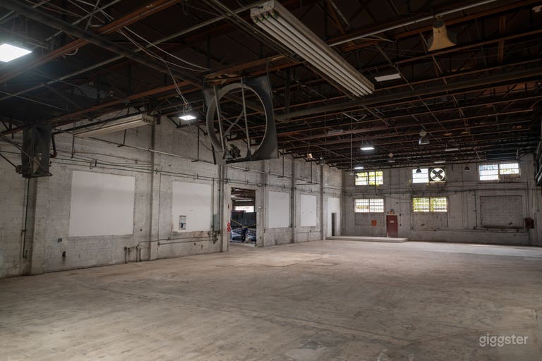  RAW Warehouse by Shapira 