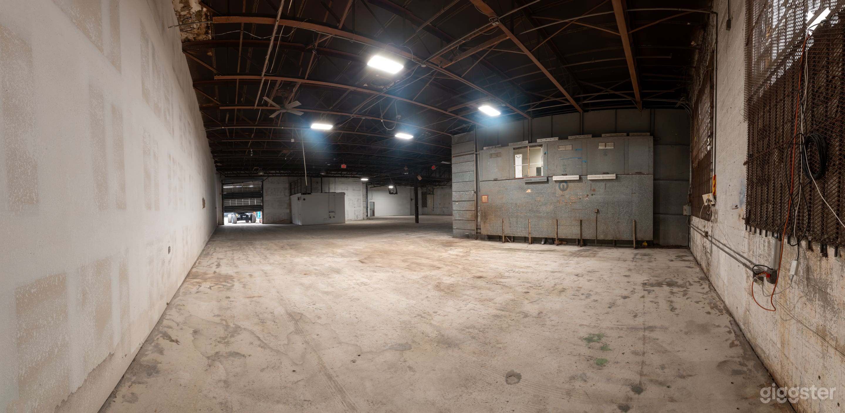 RAW Warehouse by Shapira Photo 3