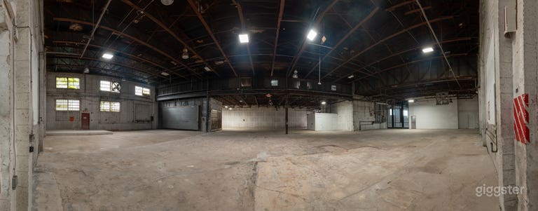  RAW Warehouse by Shapira 