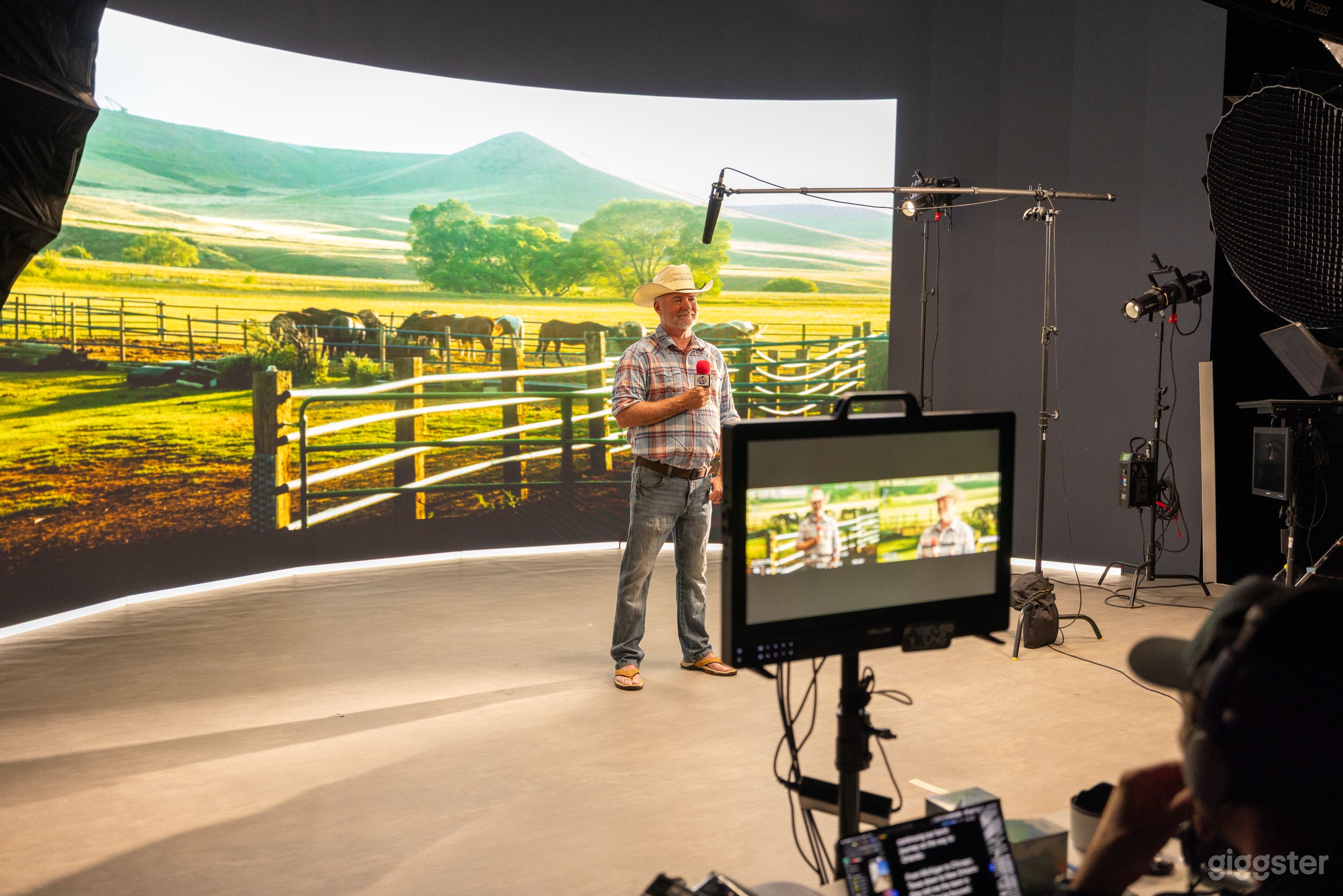 Large LED Volume Soundstage for Film & Virtual Production Photo 2