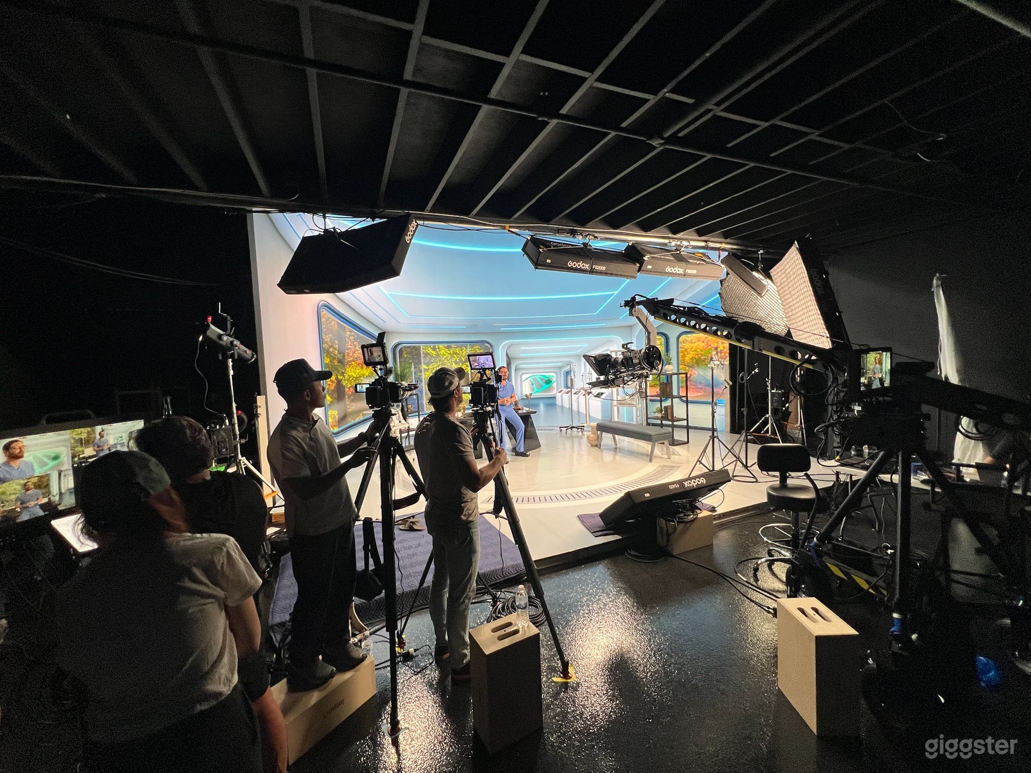Large LED Volume Soundstage for Film & Virtual Production Photo 1