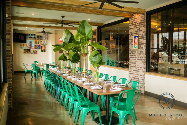  Terrace room on St. Charles Ave  