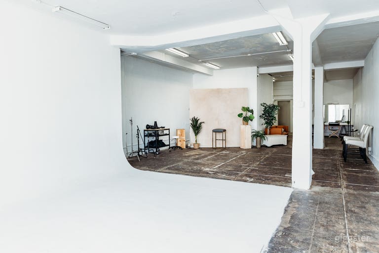  Daylight Photography Studio C in Downtown Orlando 