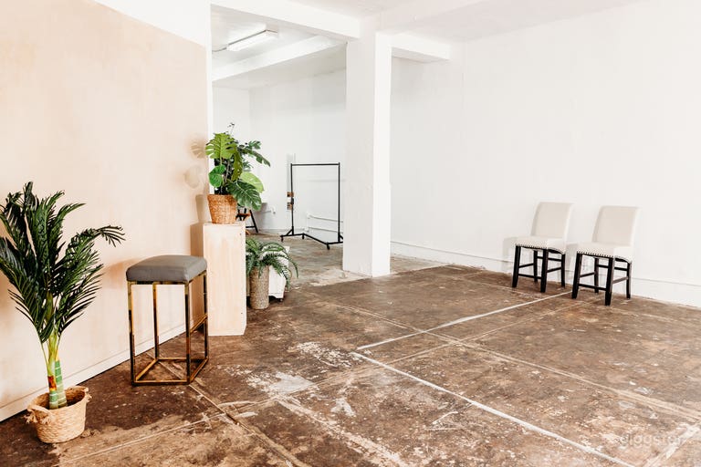  Daylight Photography Studio C in Downtown Orlando 