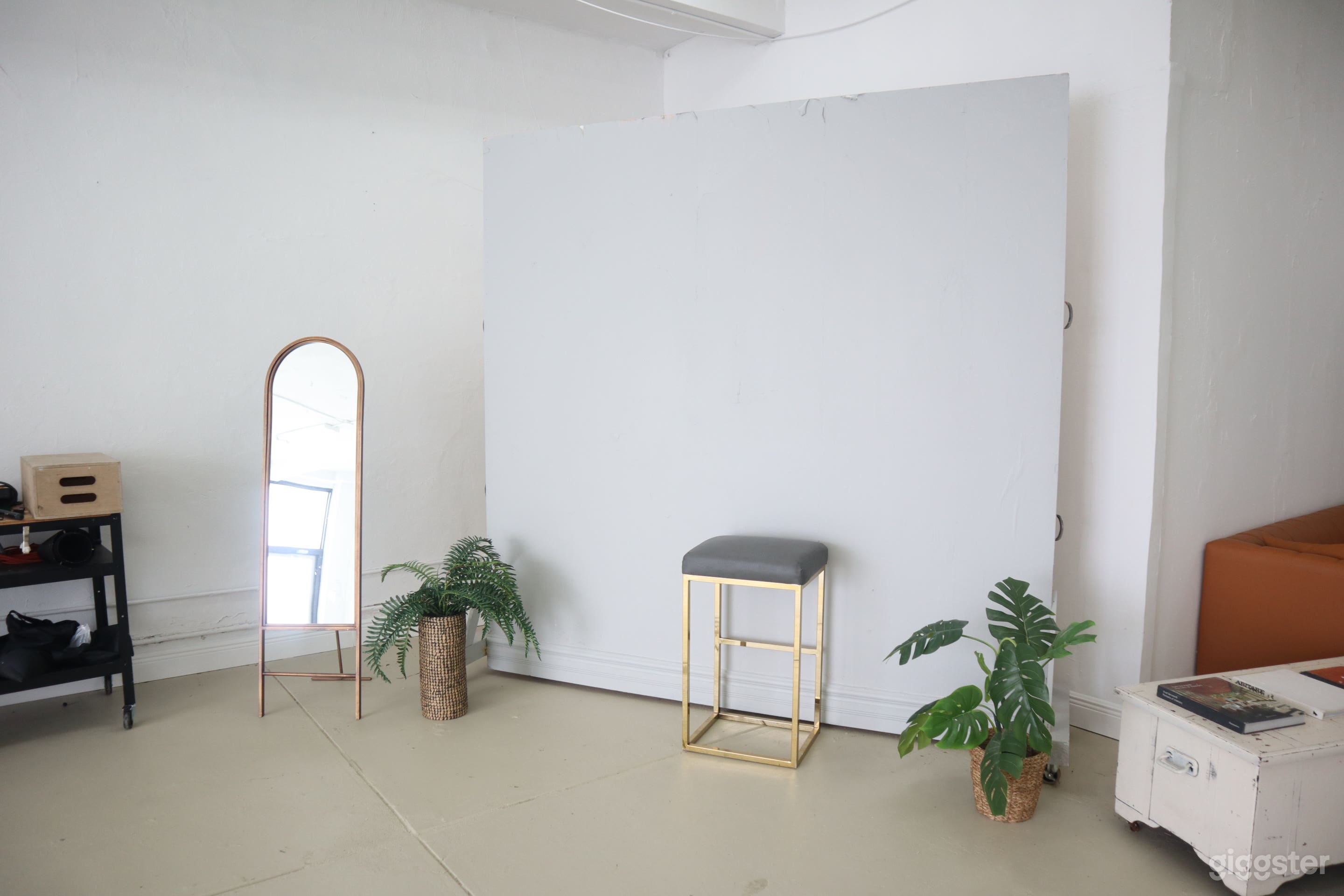 Daylight Photography Studio C in Downtown Orlando Photo 2