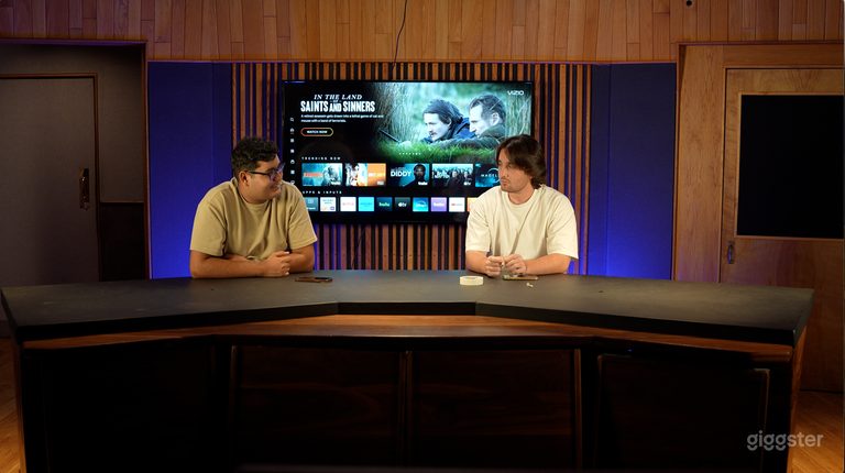  Soundproof News Desk Production Set 