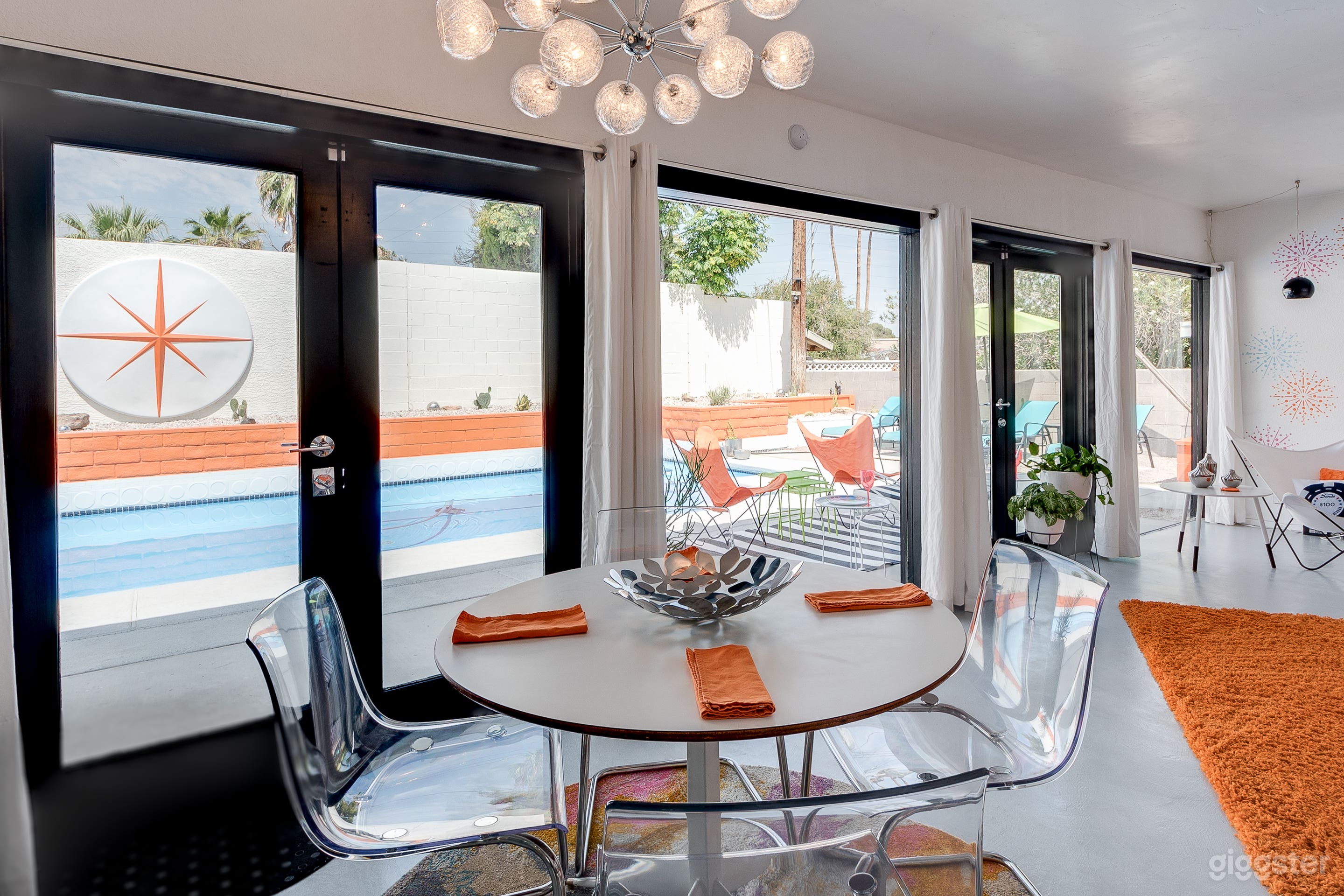 Luxe Vegas Glam and Retro Cool Dream Home Photo 2