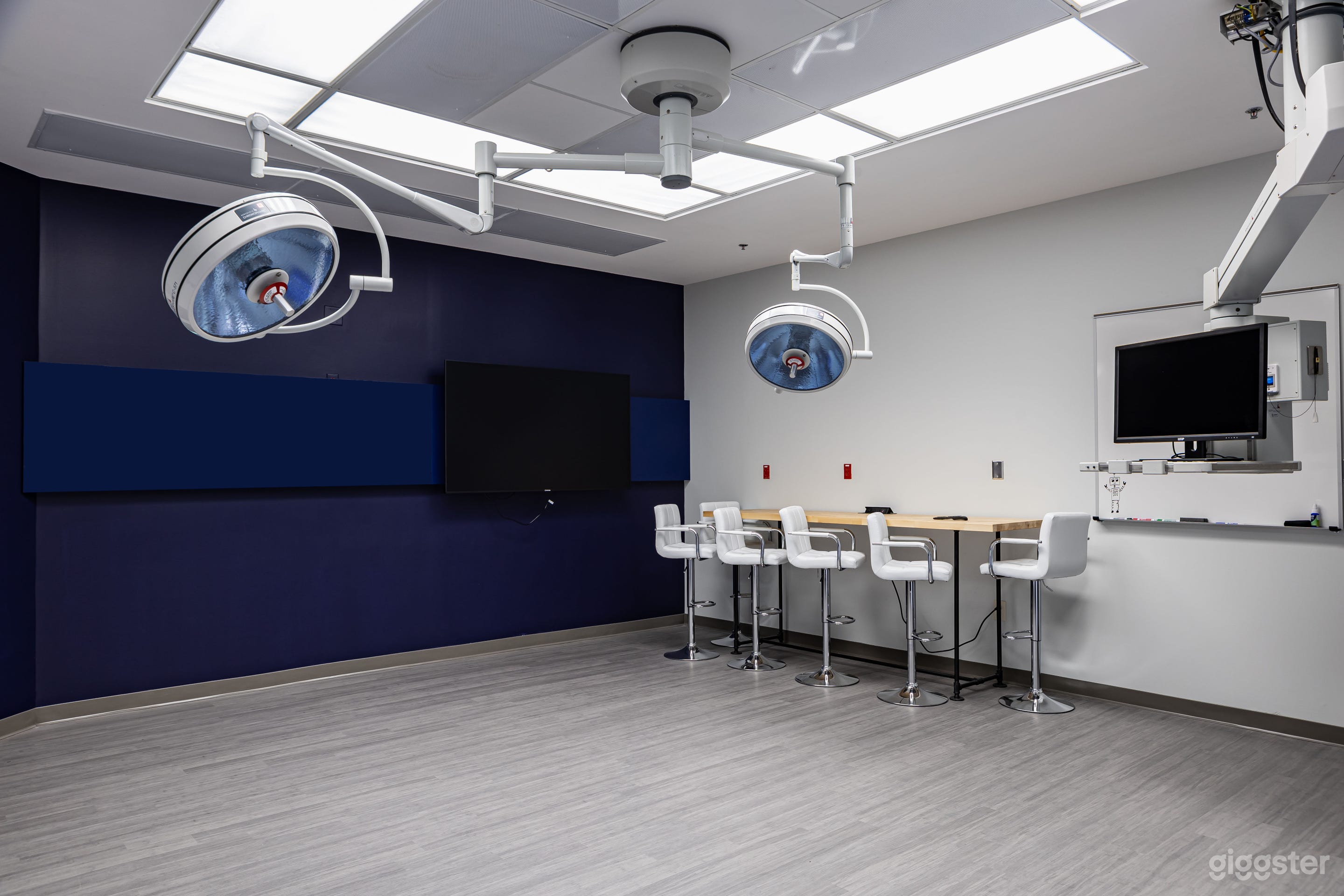 Hospital and Operating Room  Photo 3