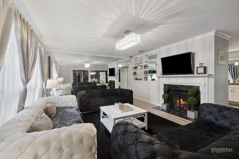  Beautiful Venue On The Water 