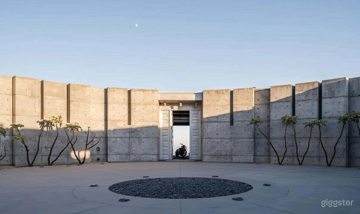 Dramatic Brutalist Concrete Compound in Beverly Hills Photo 1