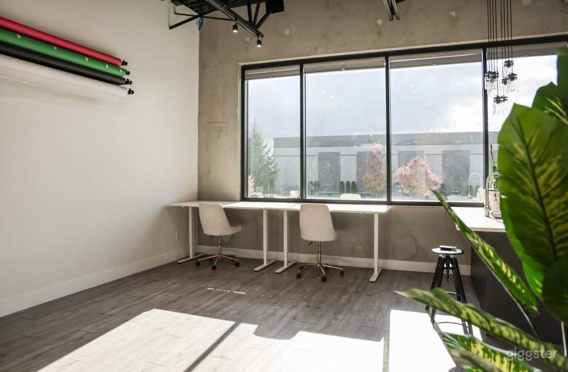 MADE Creative: Production + Photo Studio Photo 2