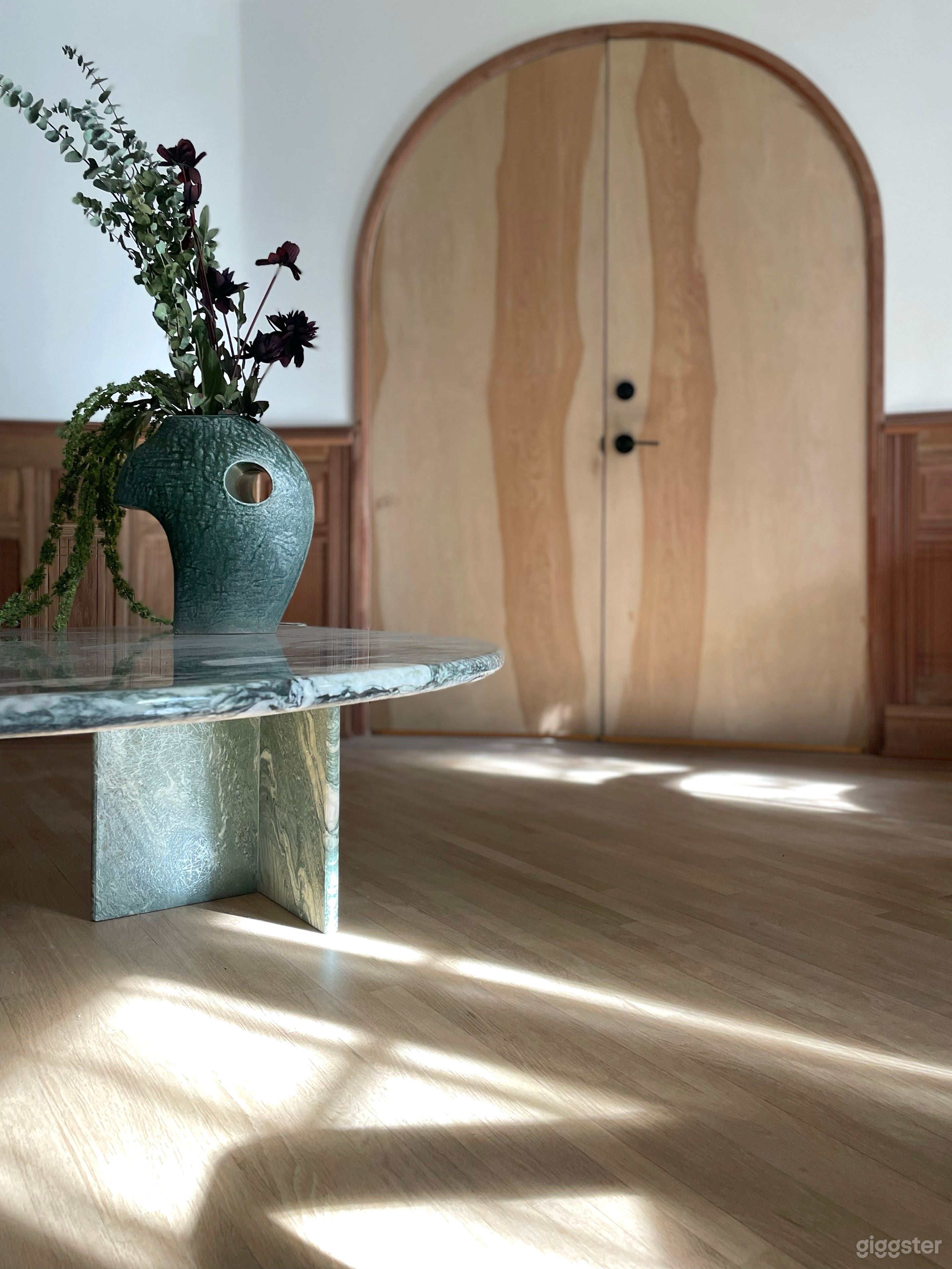 Brownstone Renovated apartment with original detail Photo 1