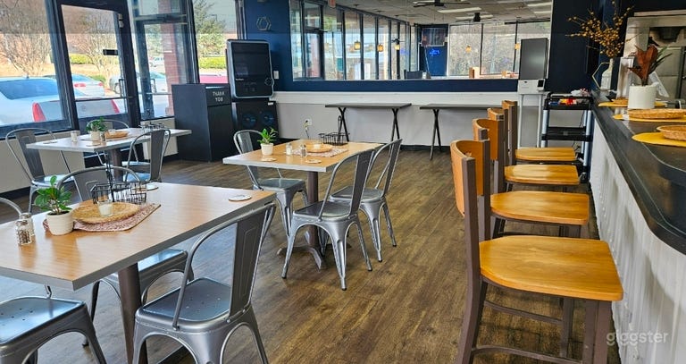  Affordable event space with kitchen 