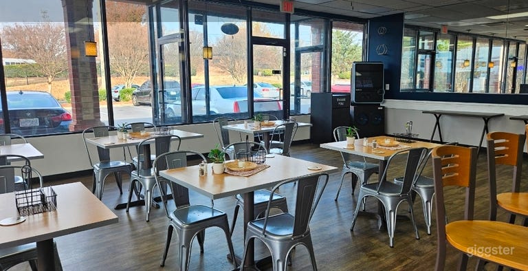  Affordable event space with kitchen 