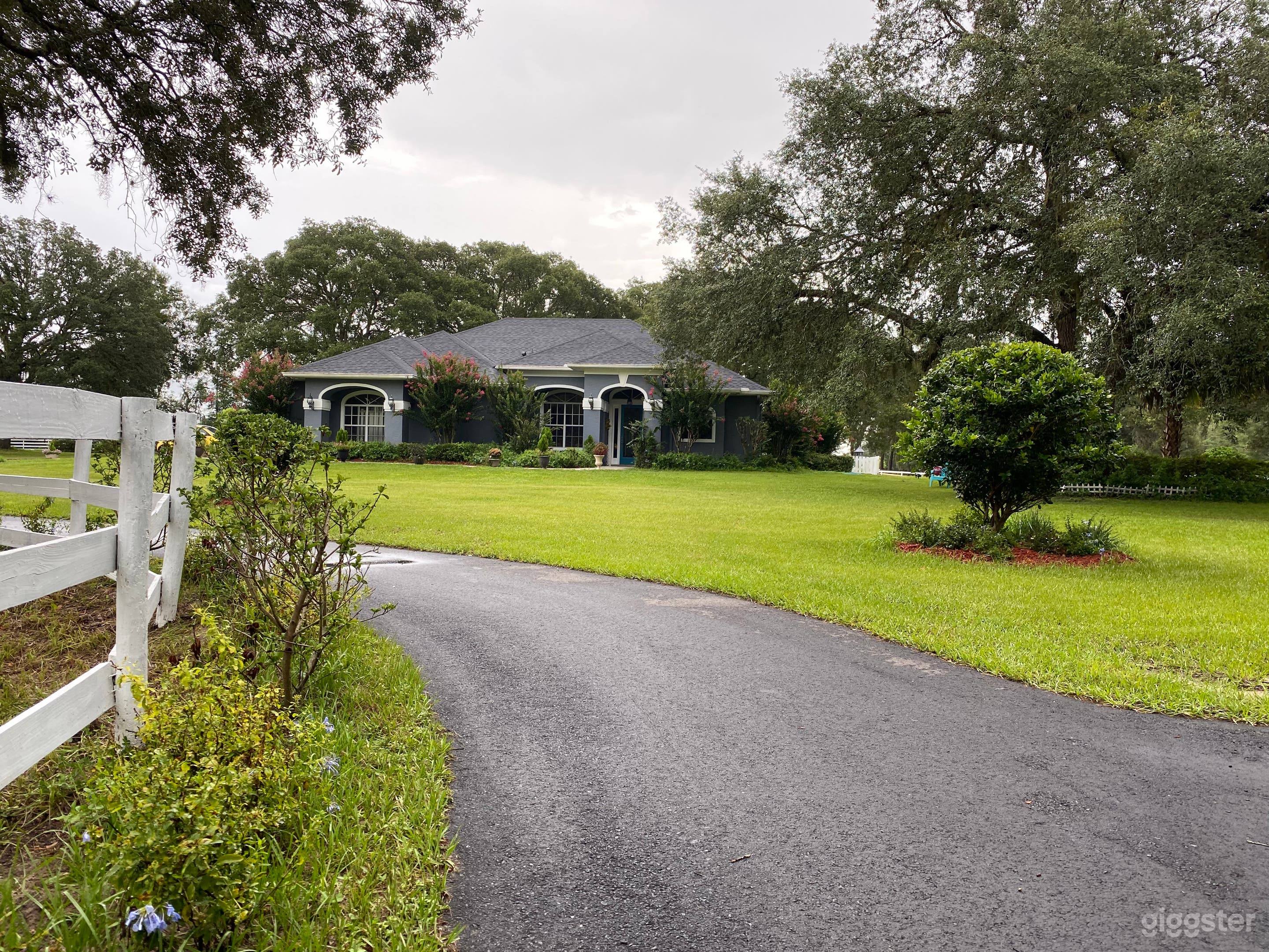Beautiful 7 Acre Equestrian Farm (full buy out) Photo 4