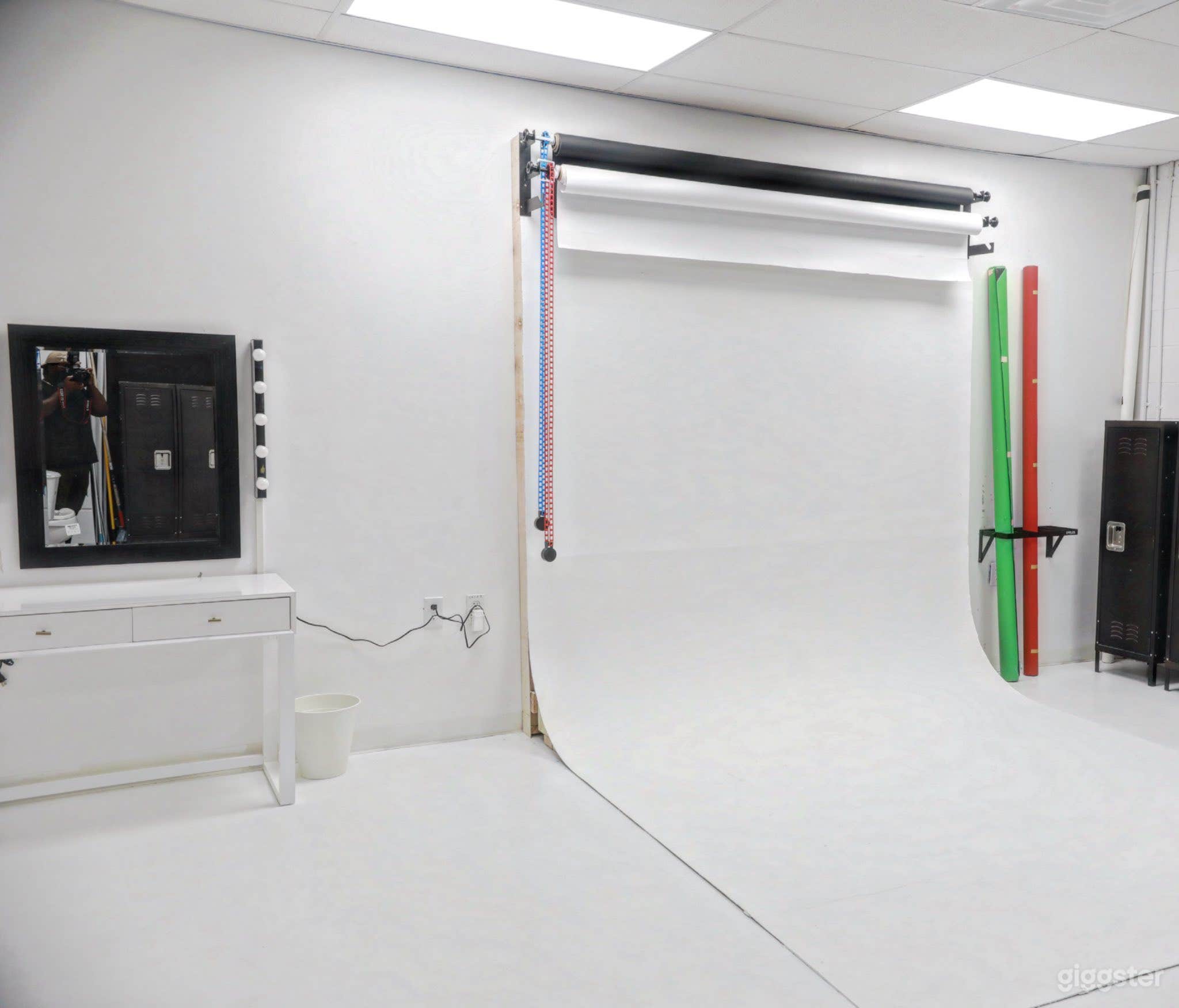 Creative Meeting / Content Studio located in Houston Photo 1