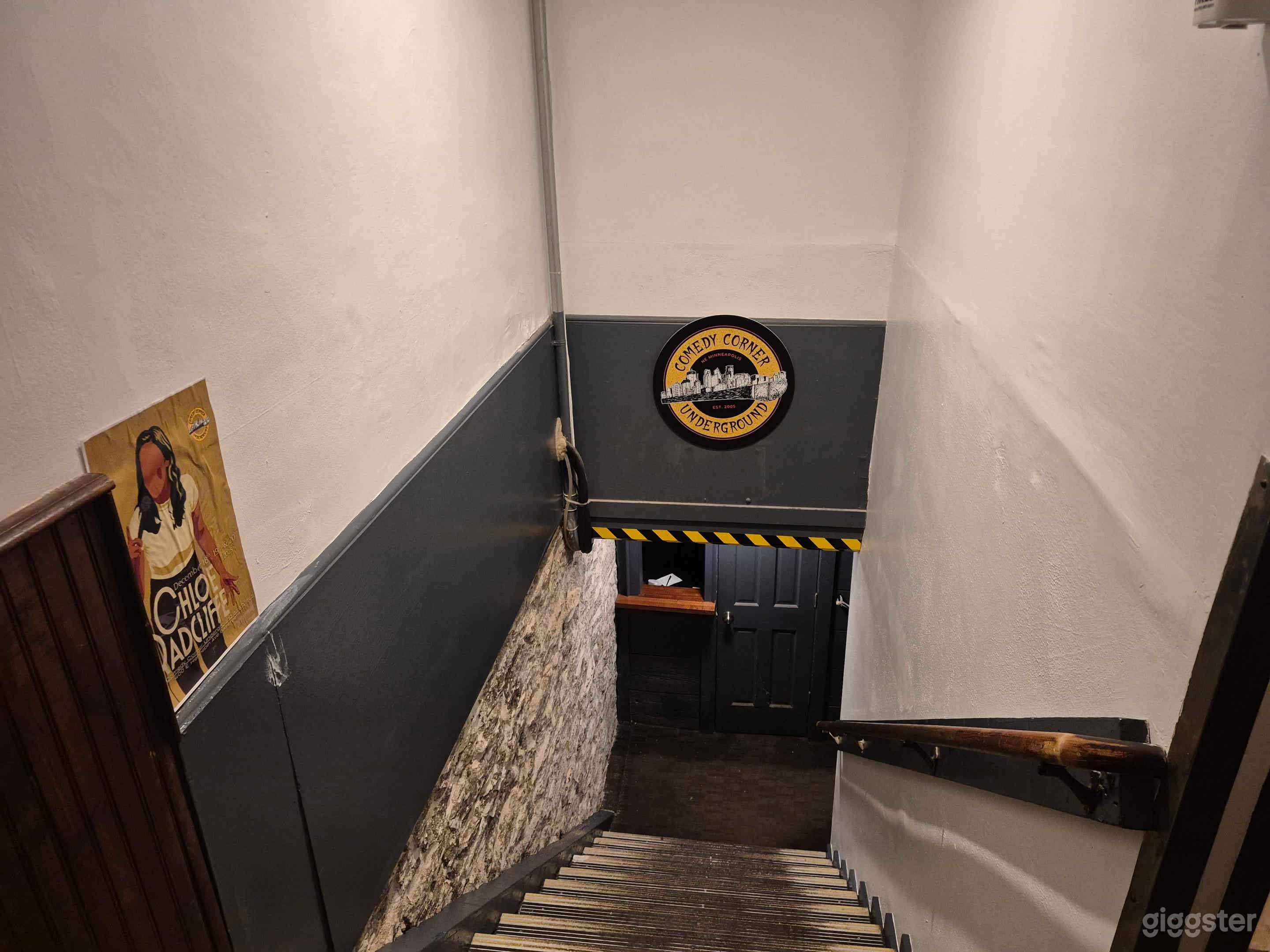 Fun small comedy club in the basement of a trendy NE bar Photo 4