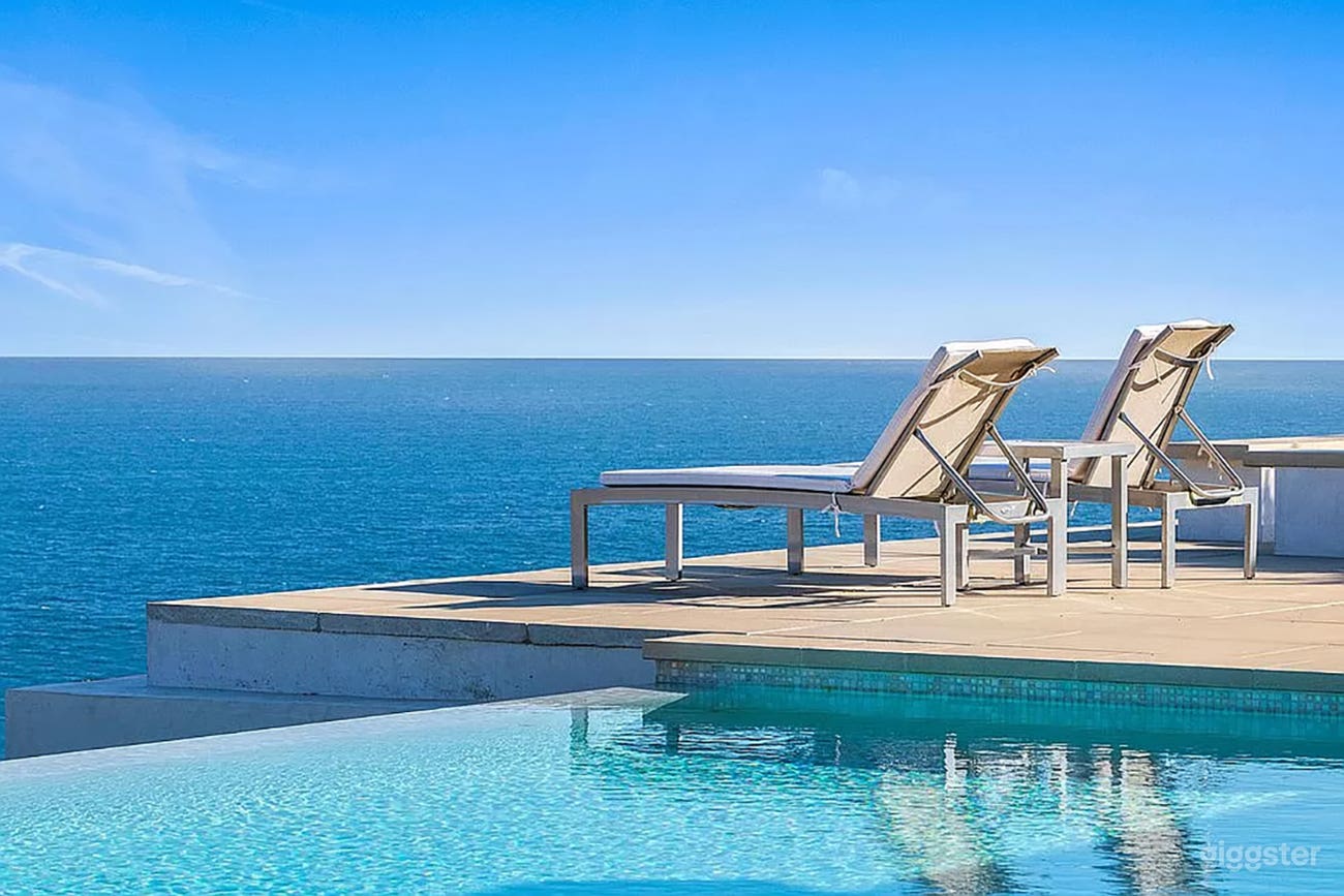 Malibu Contemporary Pool, Spa and Full Ocean Views Photo 2