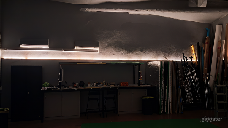  Studio di Produzione Video e Palco Completamente Attrezzati a Milano 
