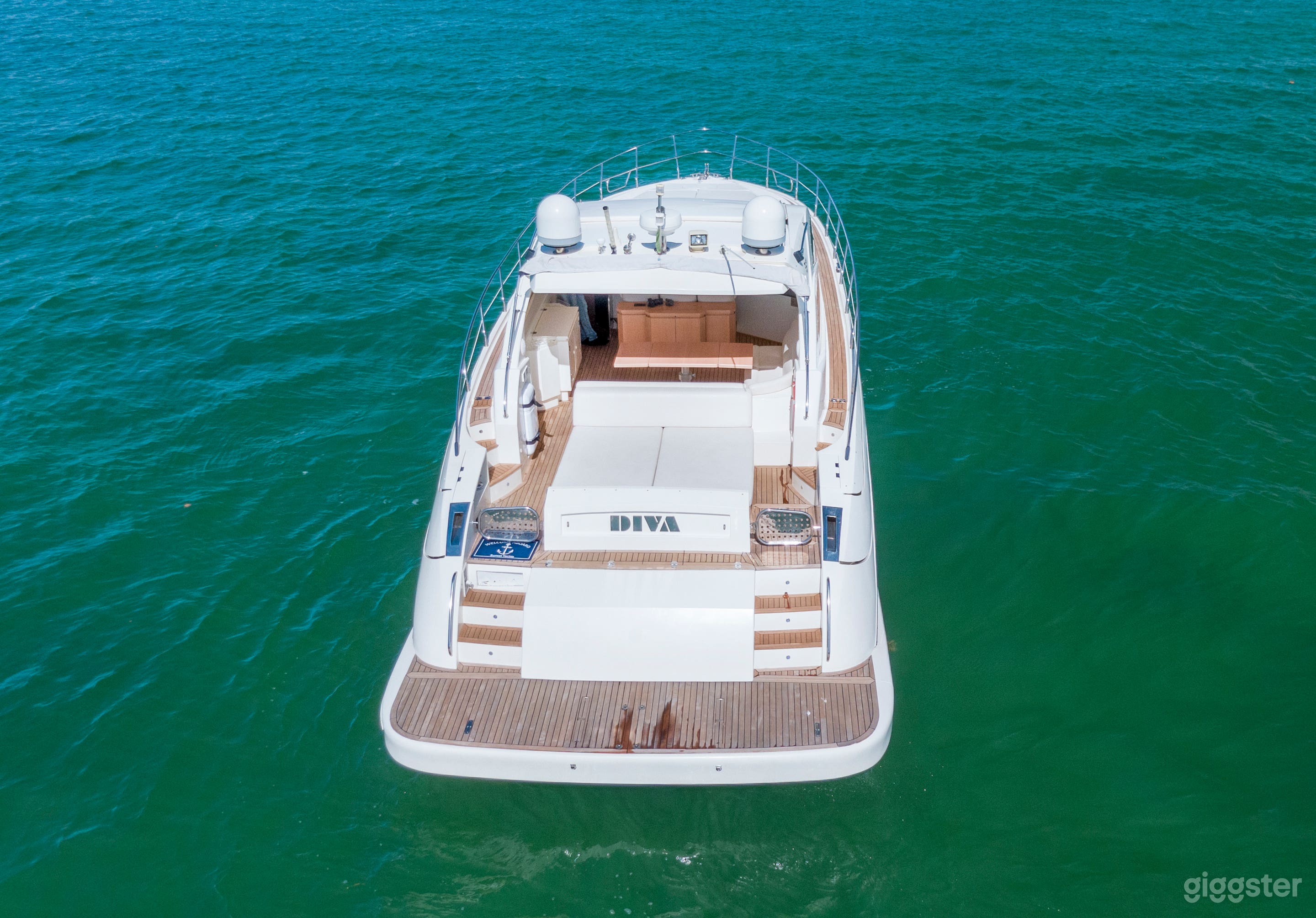 Supreme 55FT ASTONDOA Party Yacht Space Events Photo 3