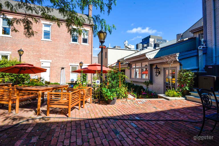  Beautiful Outdoor Courtyard in Morristown NJ 