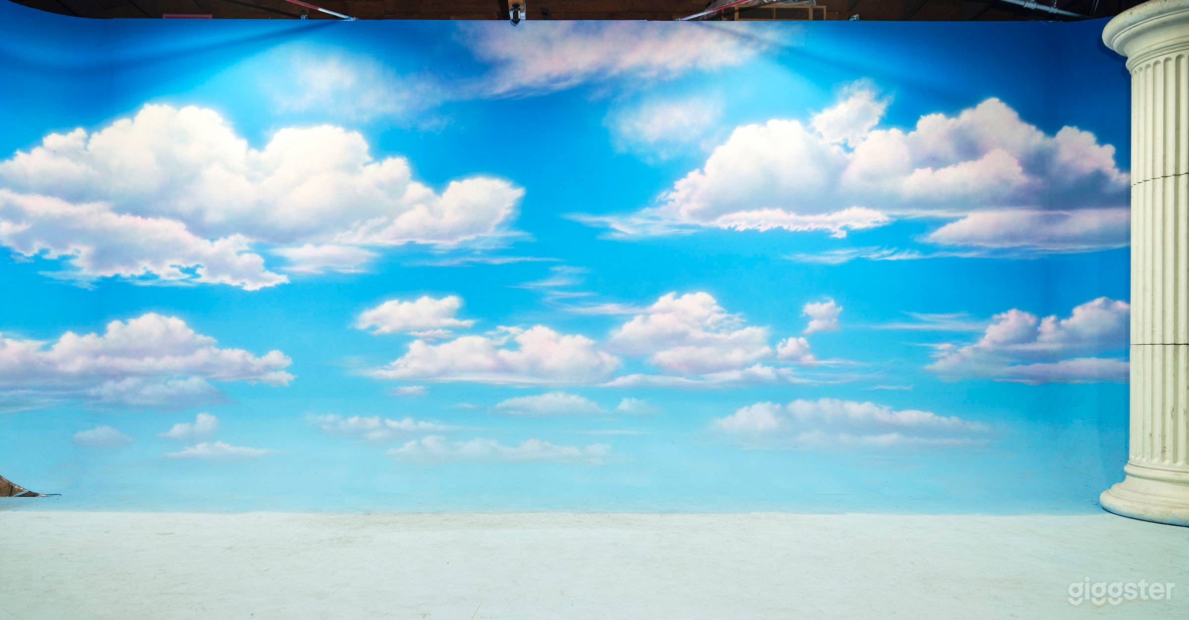 Painted Sky Cyc Backdrop | Powder Room Studio Photo 1