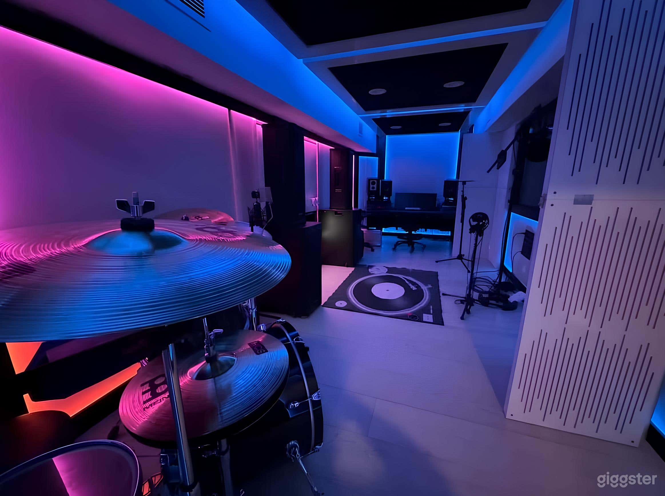 The World Famous Miami Recording Studio (Entire Studio) Photo 3