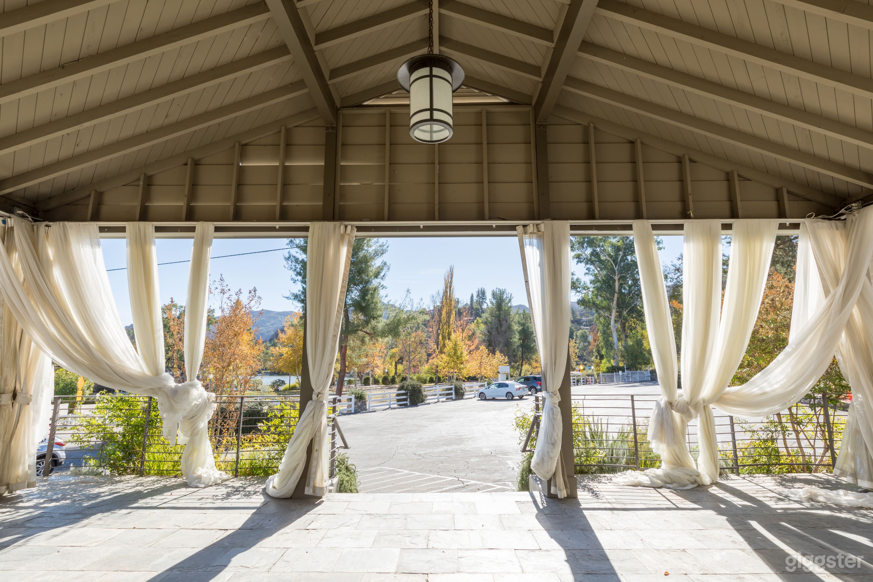 Lakefront Country Club Photo 2