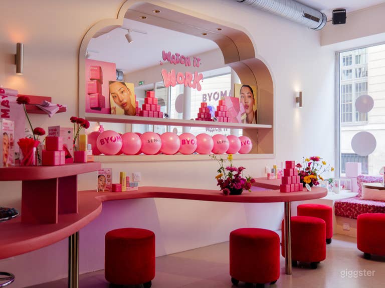  Retro Design Sportclub mit Bagels Food 