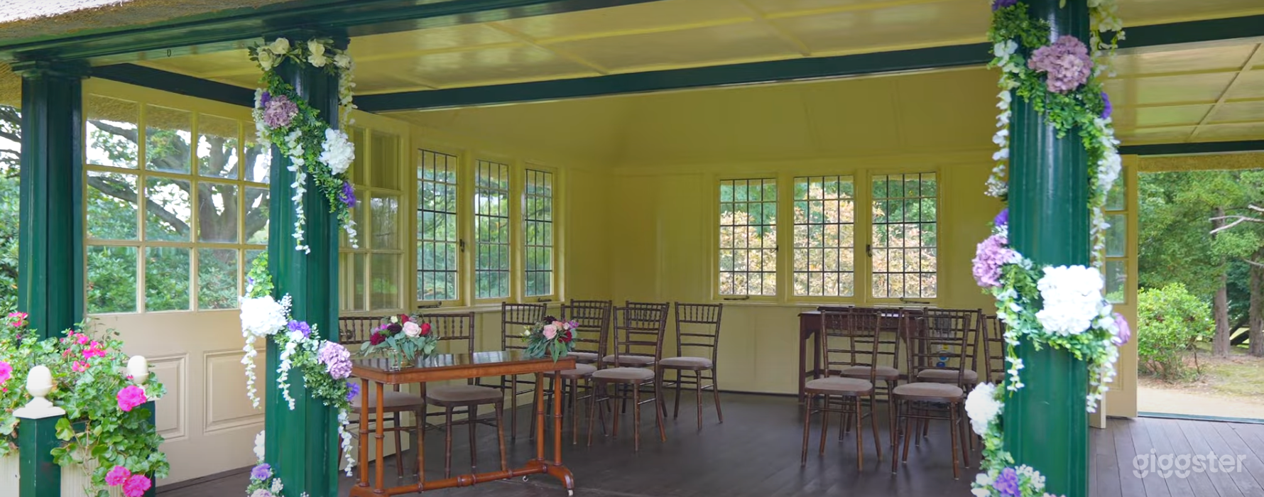 Outdoor Summer House for Functions Photo 2