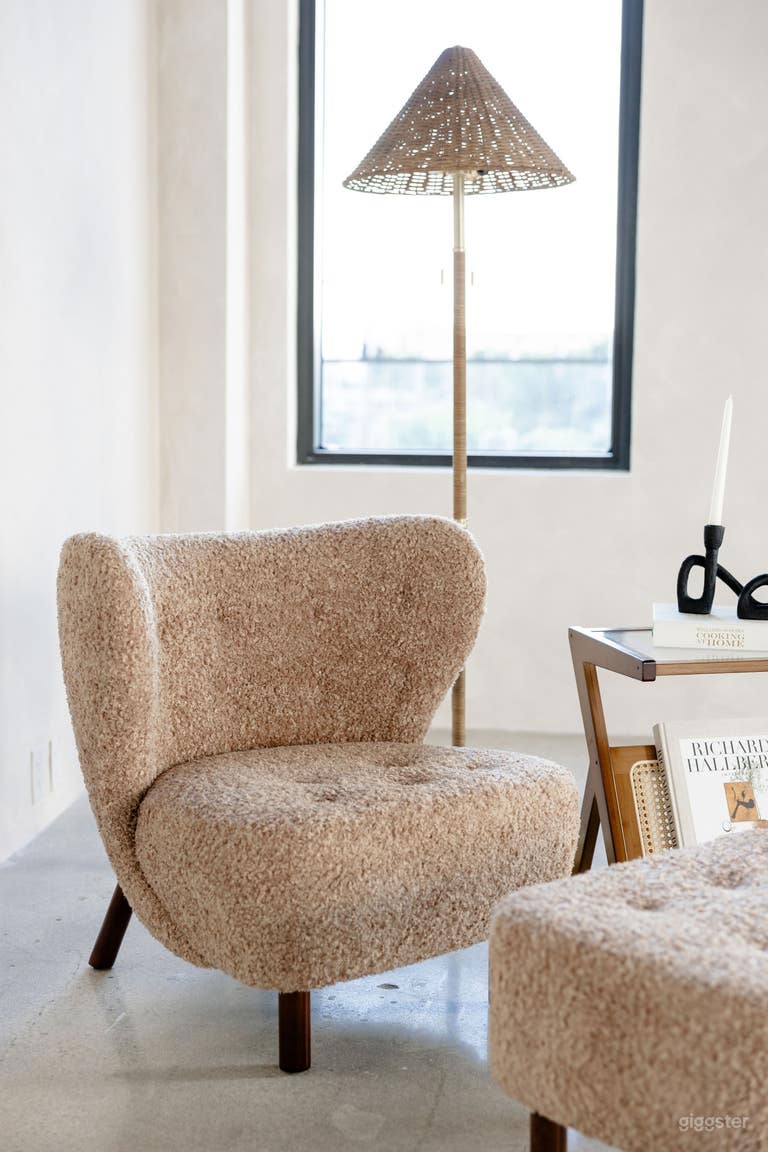  Nova - Large commercial studio space  