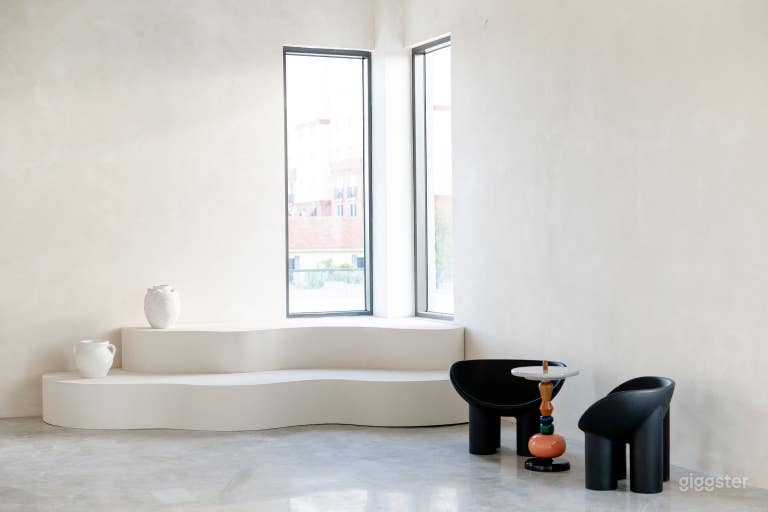  Nova - Large commercial studio space  