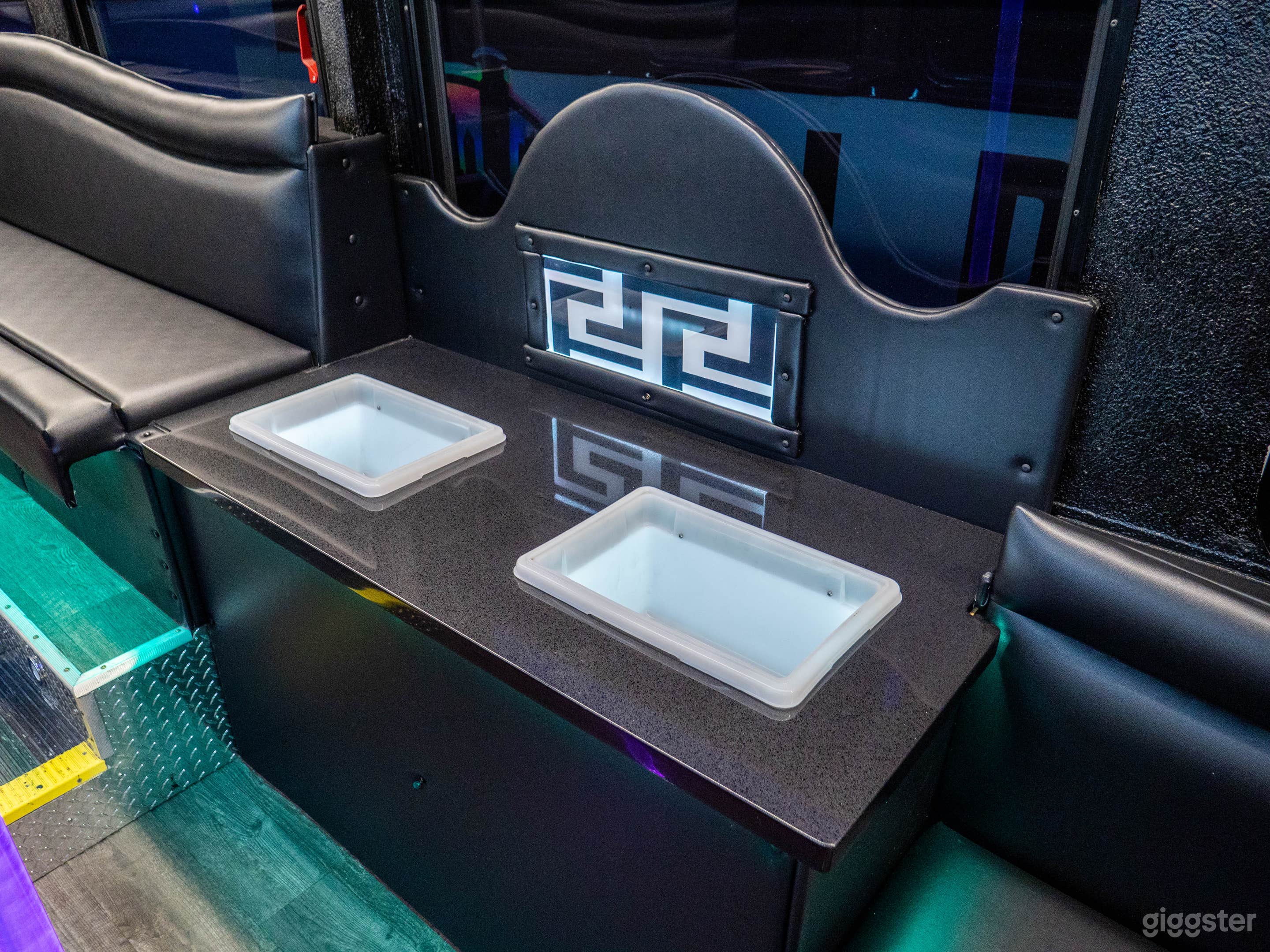 VIP Party Bus "Mayhem" in Minneapolis Photo 4