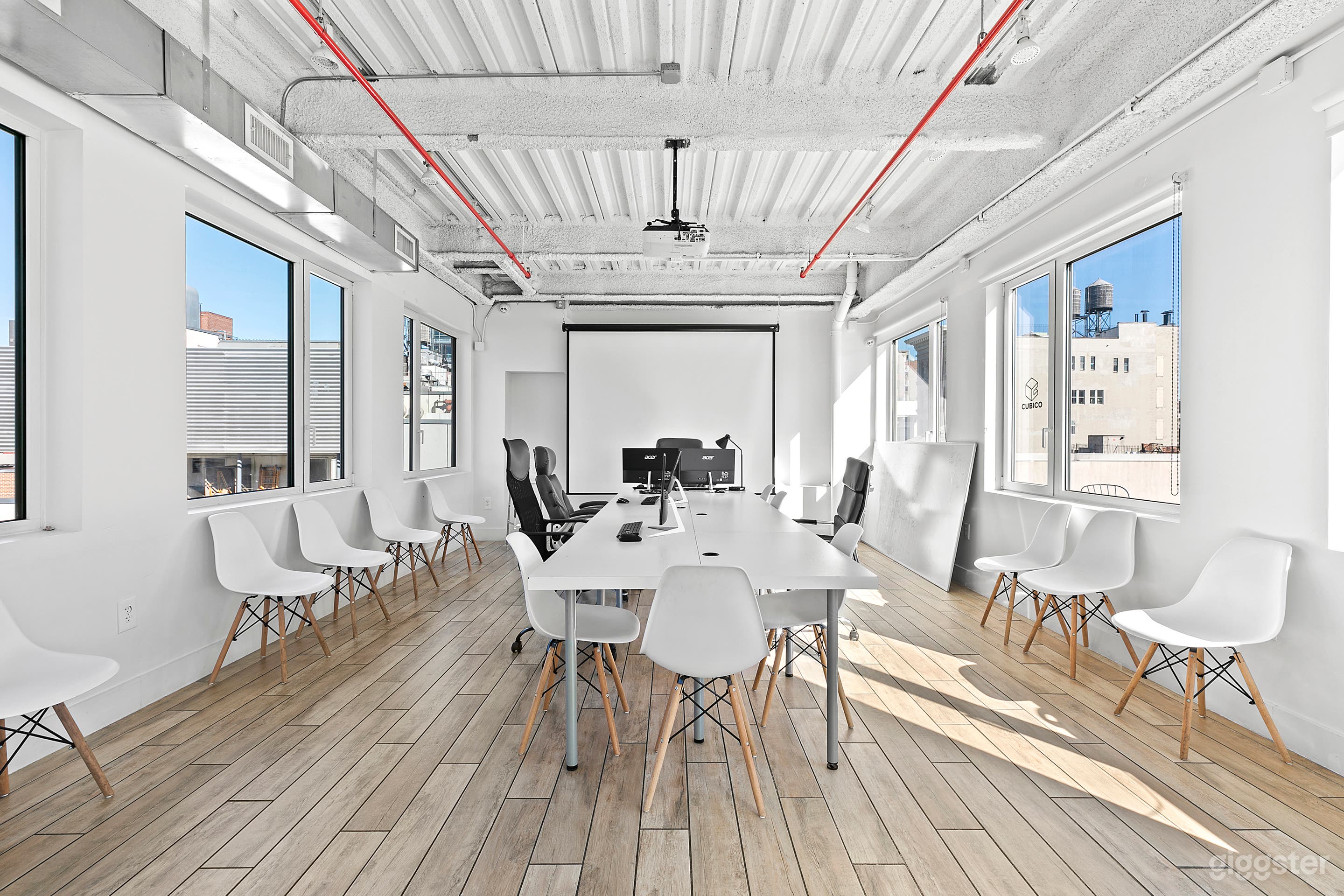 Luminous Soho Penthouse A Photo 1