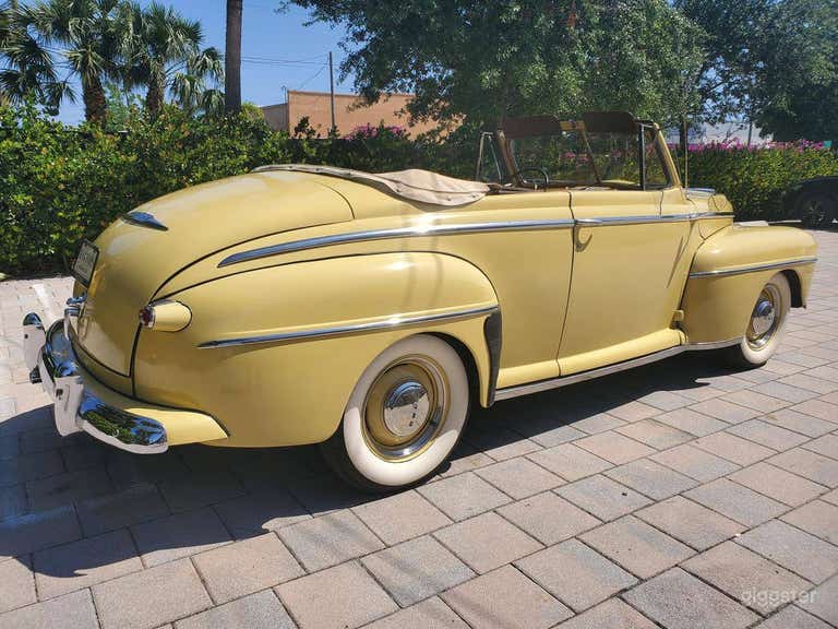  A Beautiful Yellow 1948 Ford Deluxe Convertible 